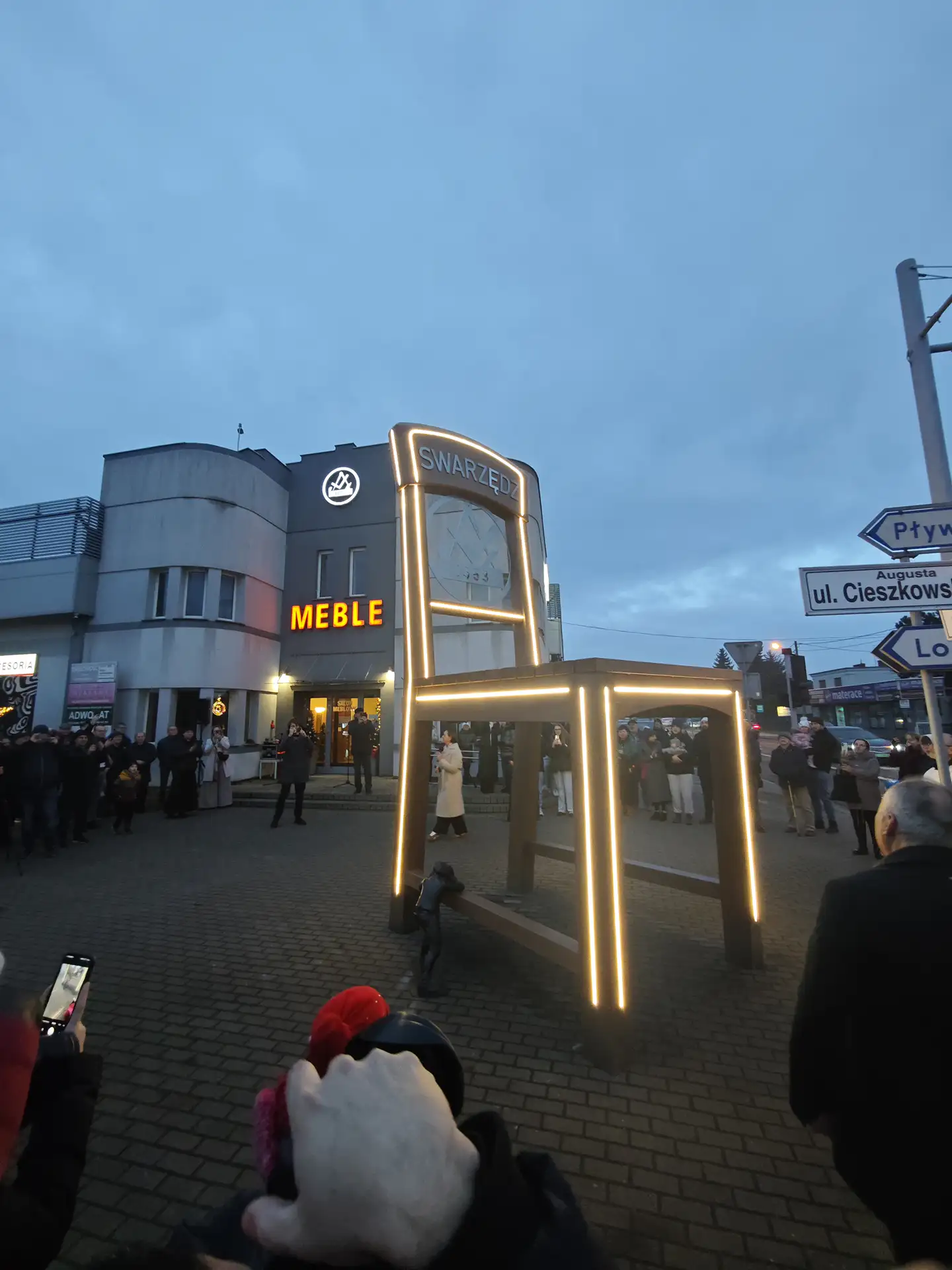 Nowe Wielkie Krzesło odsłonięte!